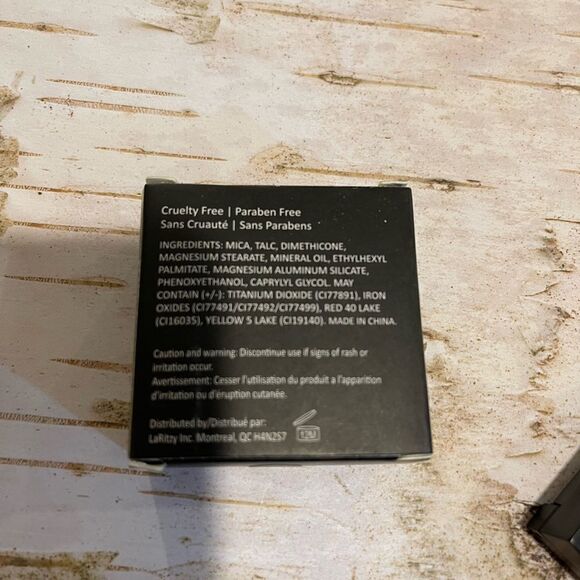 😎 Laritzy Pressed Bronzer - Merit - Picture 6 of 6